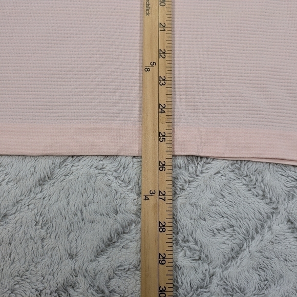 Lululemon Top Women's 10 Pink Light Swiftly Tech Racerback Tank Mesh Slim Fit - Picture 4 of 7